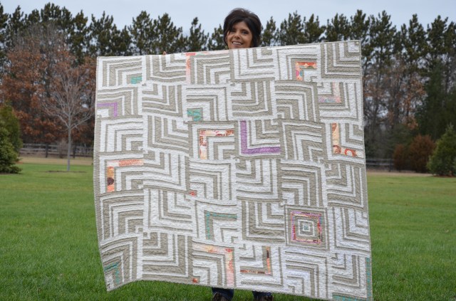 White Labyrinth quilt by Sewfrench