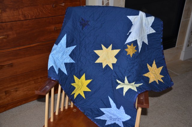 Twinkle quilt @ Sewfrench.com