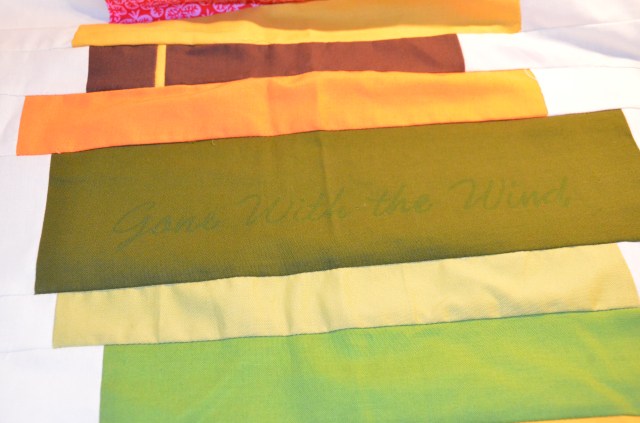 Stack of Books quilt @ Sewfrench Stack of Books quilt @ Sewfrench