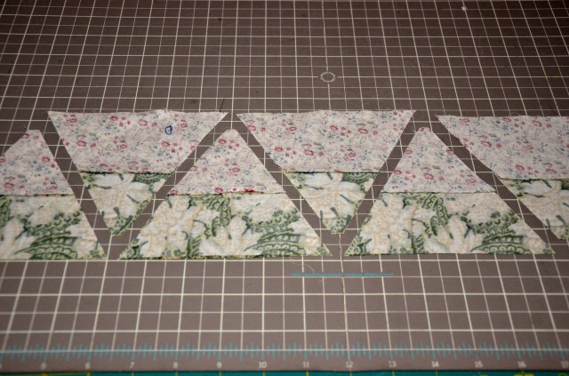 Cutting a Kansas Twister pattern @ Sewfrench